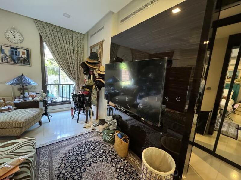 Bungalow for Sale in Bukit Jelutong (Shah Alam) - Kent Lee Jing Guang - Living Room - PropertyGuru.com.my