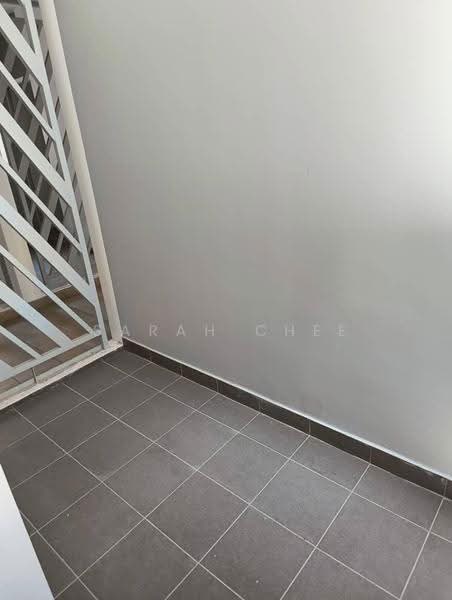 Kediaman Servis untuk Disewa di Residensi Rimbun @ Canopy Hills - Sarah Chee - Balcony - PropertyGuru.com.my