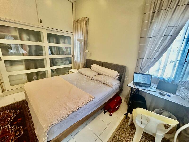 Semi-Detached House for Sale in Seksyen 7 (Shah Alam) - Mohd Aizat Saiful Bahri - Bedroom - PropertyGuru.com.my