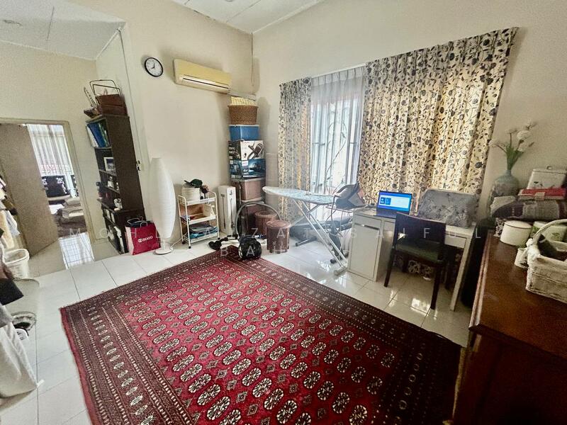 Semi-Detached House for Sale in Seksyen 7 (Shah Alam) - Mohd Aizat Saiful Bahri - Study - PropertyGuru.com.my