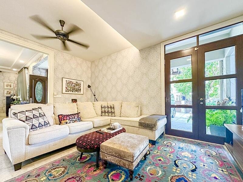 2-storey Terraced House for Sale in Bukit Jelutong (Shah Alam) - NORFADILAH ZAINUDDIN - Living Room - PropertyGuru.com.my