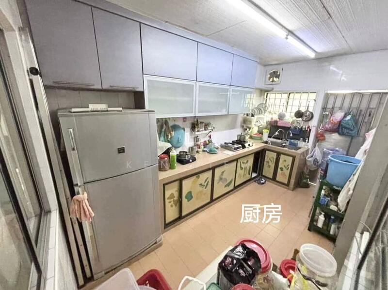 1-storey Terraced House for Sale in Mutiara Rini (Skudai) - Ken Liew - Kitchen - PropertyGuru.com.my