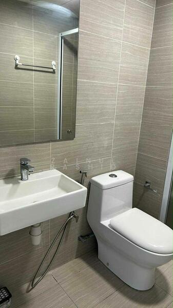Service Residence for Sale at Fera Residence @ The Quartz WM - Zainul Rashid - Bathroom - PropertyGuru.com.my