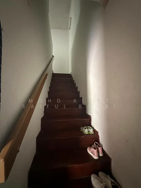 2-storey Terraced House for Sale in Taman Bunga Negara (Shah Alam) - Mohd Aizat Saiful Bahri - Interior - PropertyGuru.com.my