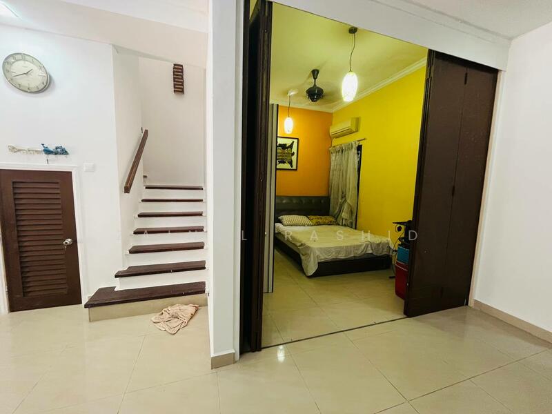 2-storey Terraced House for Sale in Putra Heights (Subang Jaya) - Zainul Rashid - Bedroom - PropertyGuru.com.my