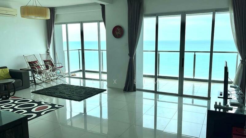 10 Island Resort untuk Untuk Disewa - RM 3,799 /bulan, Mac 2026 - Living Room - PropertyGuru.com.my