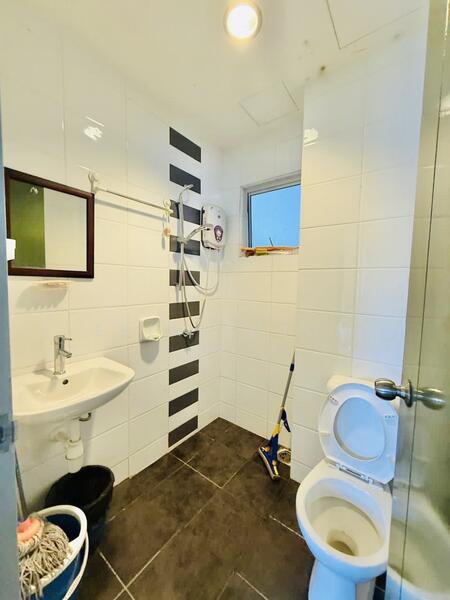 Condominium for Rent at Lagoon Suites - Erin Yusof - PropertyGuru.com.my