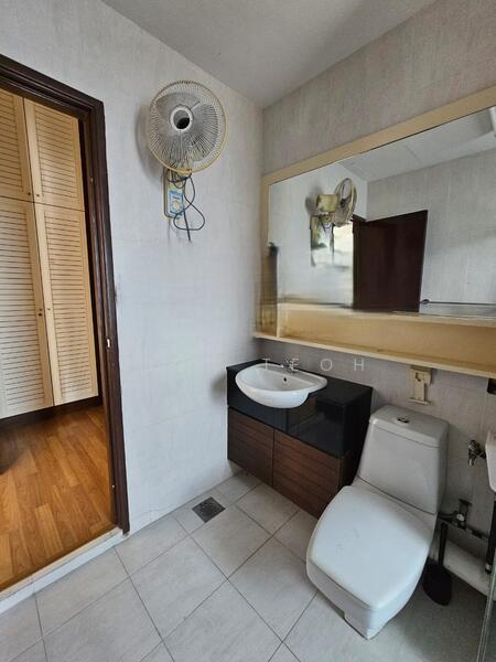 3-storey Terraced House for Sale in Tanjung Bungah (Penang) - Vick Teoh - Bathroom - PropertyGuru.com.my