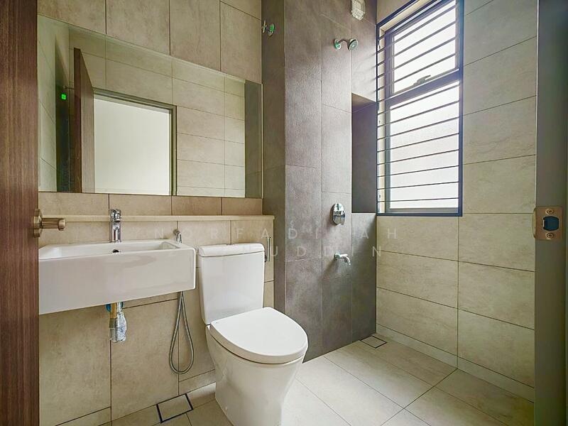 Terraced House for Sale in Elmina (Shah Alam) - NORFADILAH ZAINUDDIN - Bathroom - PropertyGuru.com.my