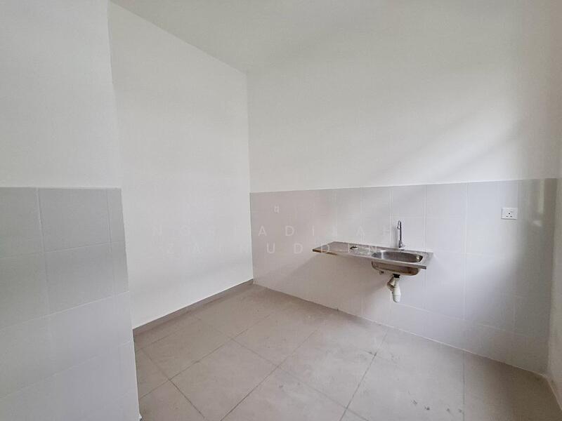 2-storey Terraced House for Sale in Shah Alam (Selangor) - NORFADILAH ZAINUDDIN - Kitchen - PropertyGuru.com.my