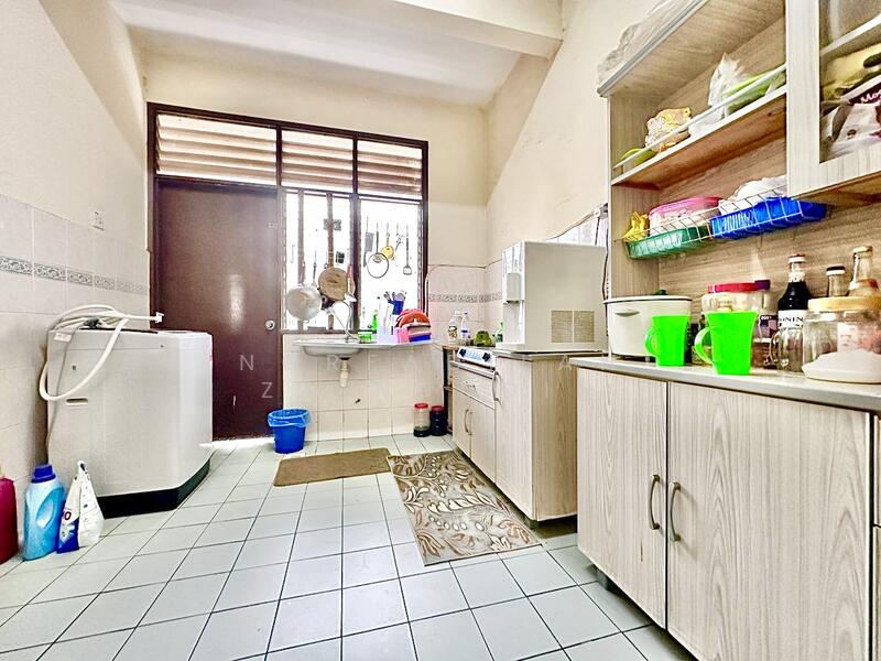 2-storey Terraced House for Sale in Puncak Alam (Selangor) - NORFADILAH ZAINUDDIN - Kitchen - PropertyGuru.com.my