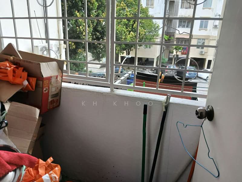 Apartment for Sale at Subang Perdana Goodyear Court 7 - KH Khoo - Balcony - PropertyGuru.com.my
