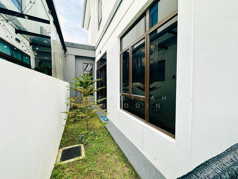 Terraced House for Sale in Eco Grandeur (Puncak Alam) - NORFADILAH ZAINUDDIN - Exterior - PropertyGuru.com.my