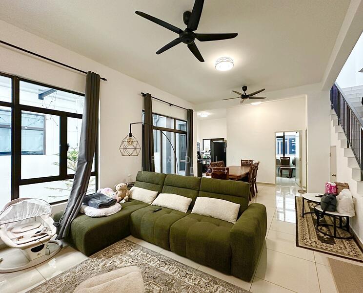 Terraced House for Sale in Eco Grandeur (Puncak Alam) - NORFADILAH ZAINUDDIN - Living Room - PropertyGuru.com.my