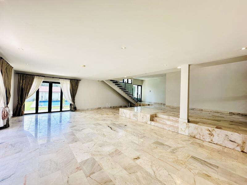 Bungalow for Sale in Taman Hillview (Ulu Kelang) - Ravin Judge - Living Room - PropertyGuru.com.my