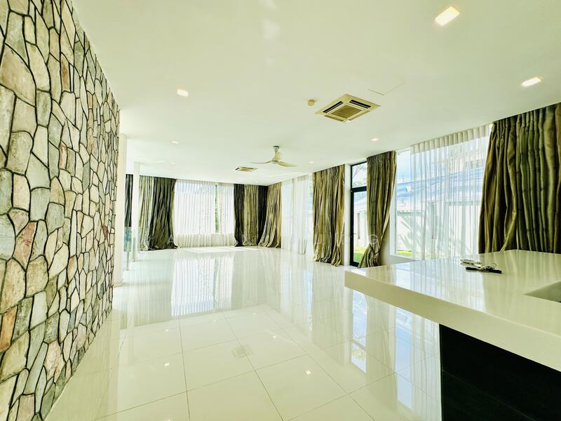 Bungalow for Sale in Taman Hillview (Ulu Kelang) - Ravin Judge - Living Room - PropertyGuru.com.my