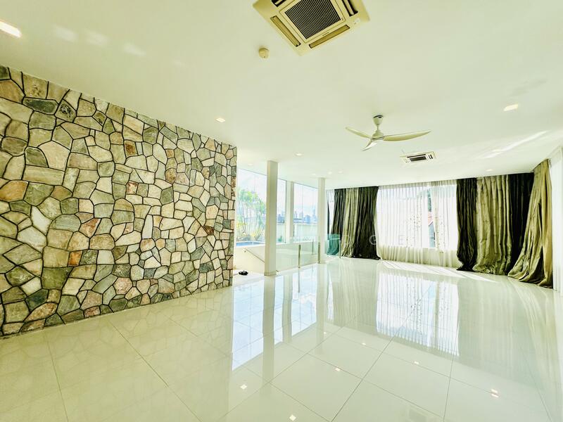 Bungalow for Sale in Taman Hillview (Ulu Kelang) - Ravin Judge - Living Room - PropertyGuru.com.my