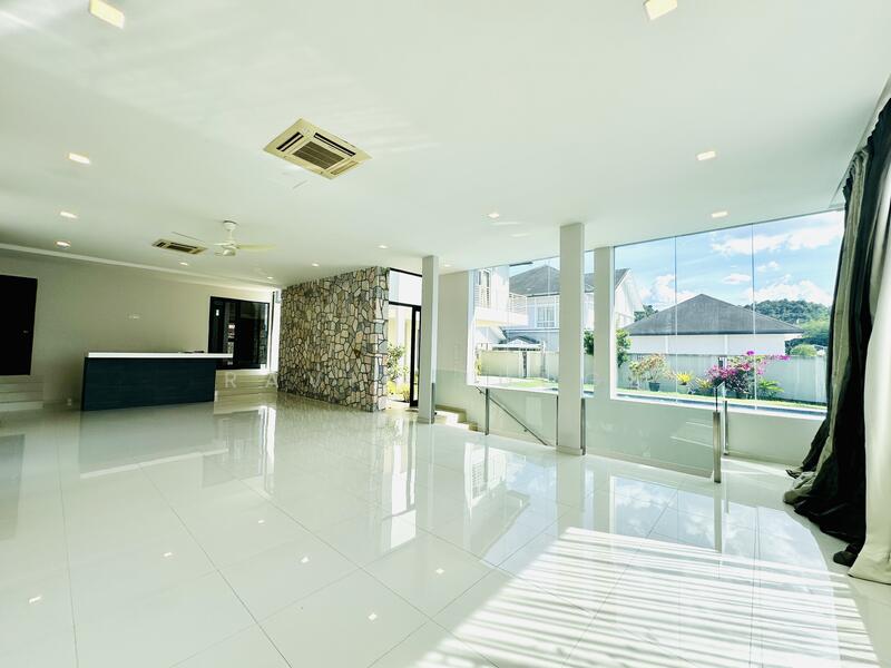 Bungalow for Sale in Taman Hillview (Ulu Kelang) - Ravin Judge - Living Room - PropertyGuru.com.my