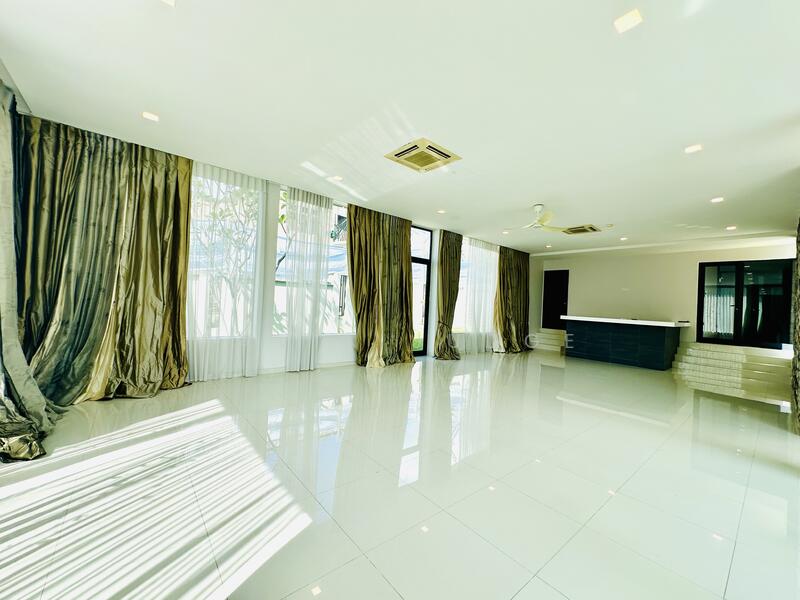 Bungalow for Sale in Taman Hillview (Ulu Kelang) - Ravin Judge - Living Room - PropertyGuru.com.my