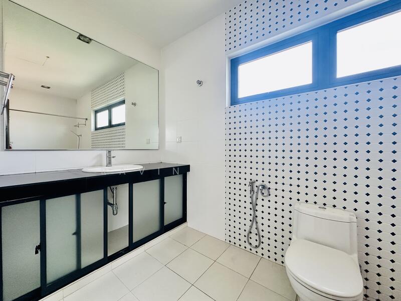 Bungalow for Sale in Taman Hillview (Ulu Kelang) - Ravin Judge - Bathroom - PropertyGuru.com.my