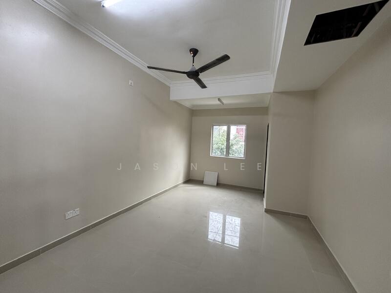 2-storey Terraced House for Sale in Bandar Rinching Seksyen 2 (Semenyih) - Jason Lee - Interior - PropertyGuru.com.my