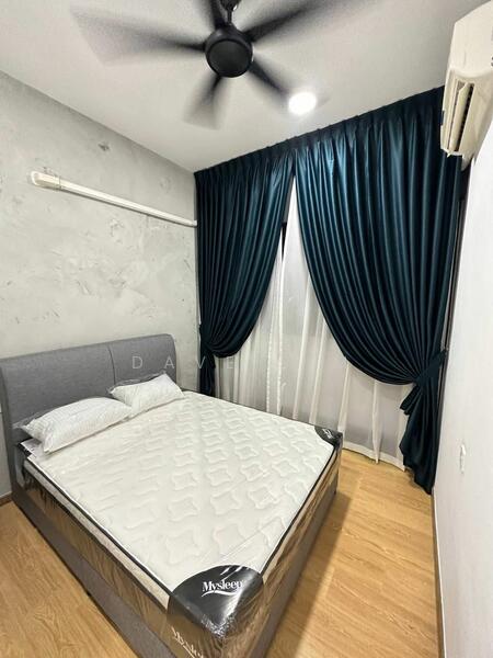 Condominium for Rent at Bay Point @ Country Garden Danga Bay - Dave Sim - Bedroom - PropertyGuru.com.my