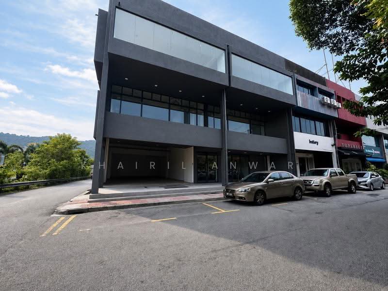 Shop / Office untuk Disewa di Taman Tun Dr Ismail (Kuala Lumpur) - Khairil Anwar Sirajudin - Exterior - PropertyGuru.com.my