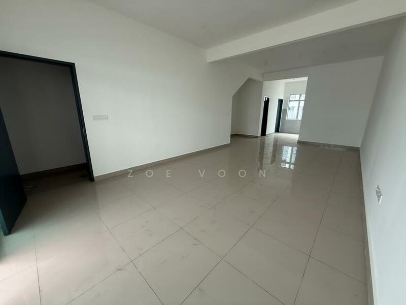 Terraced House for Sale in Bandar Dato Onn (Tebrau) - Zoe Voon - Living Room - PropertyGuru.com.my