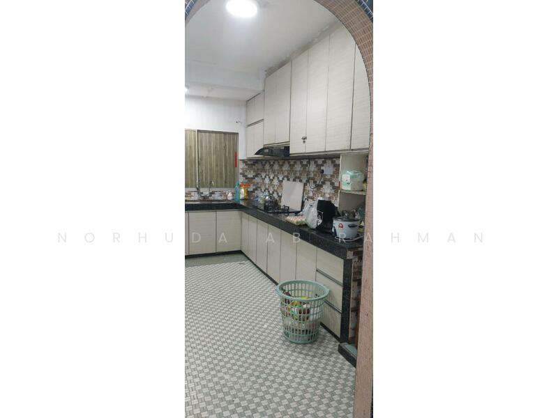 Taman Sri Rampai untuk Untuk Dijual - RM 570,000, Feb 2026 - Kitchen - PropertyGuru.com.my