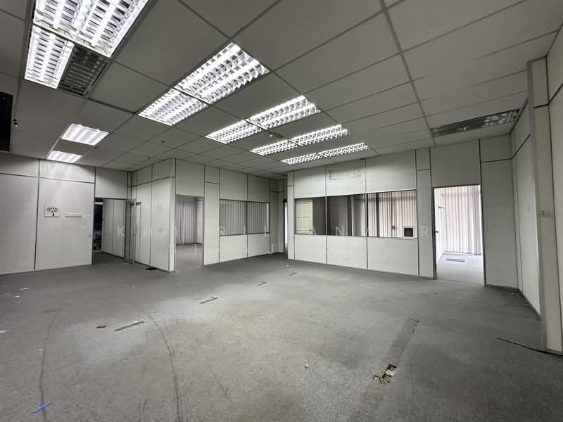 Shop / Office for Sale in Bukit Jelutong (Shah Alam) - Khairil Anwar Sirajudin - Interior - PropertyGuru.com.my