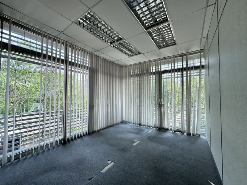 Shop / Office for Sale in Bukit Jelutong (Shah Alam) - Khairil Anwar Sirajudin - Interior - PropertyGuru.com.my