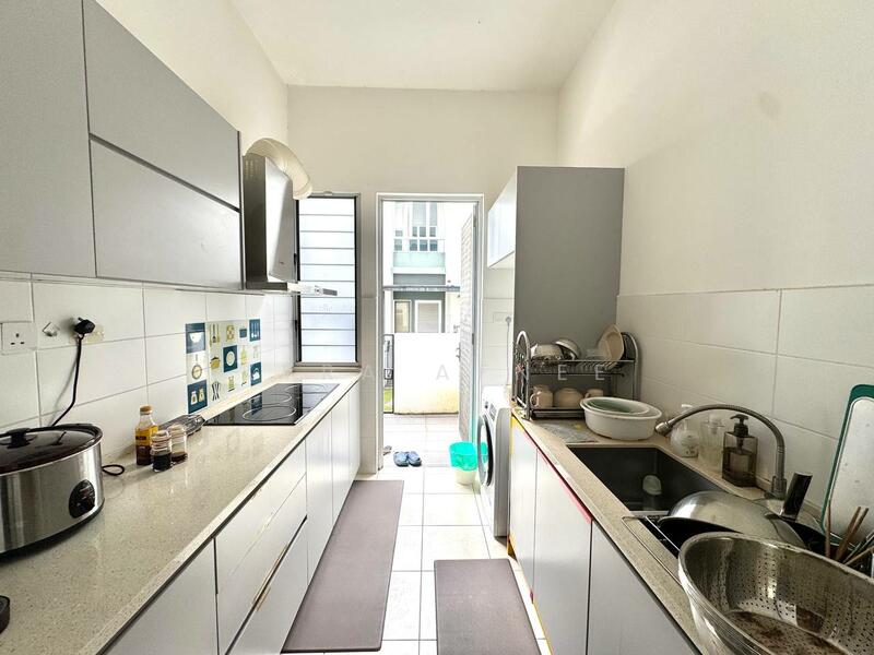 2-STOREY TERRACE Parkfield Residences TROPICANA HEIGHTS, KAJANG untuk Untuk Dijual - RM 825,000, Apr 2026 - Kitchen - PropertyGuru.com.my