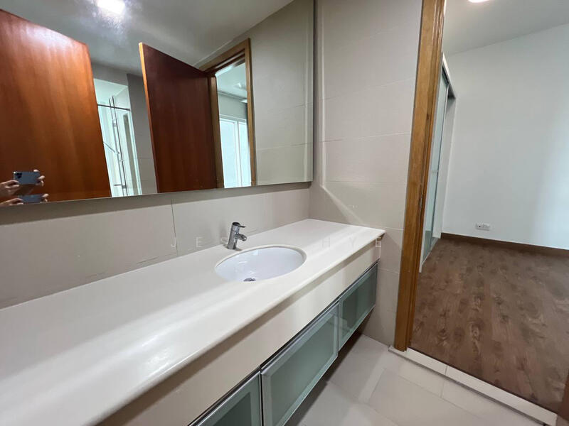 Verticas Residensi untuk Untuk Disewa - RM 7,500 /bulan, Feb 2026 - Bathroom - PropertyGuru.com.my