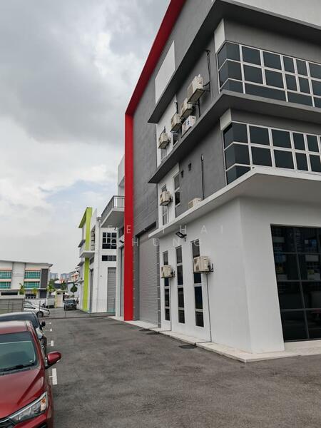 Factory for Rent in Puchong (Selangor) - Lee Thai Chung - Exterior - PropertyGuru.com.my