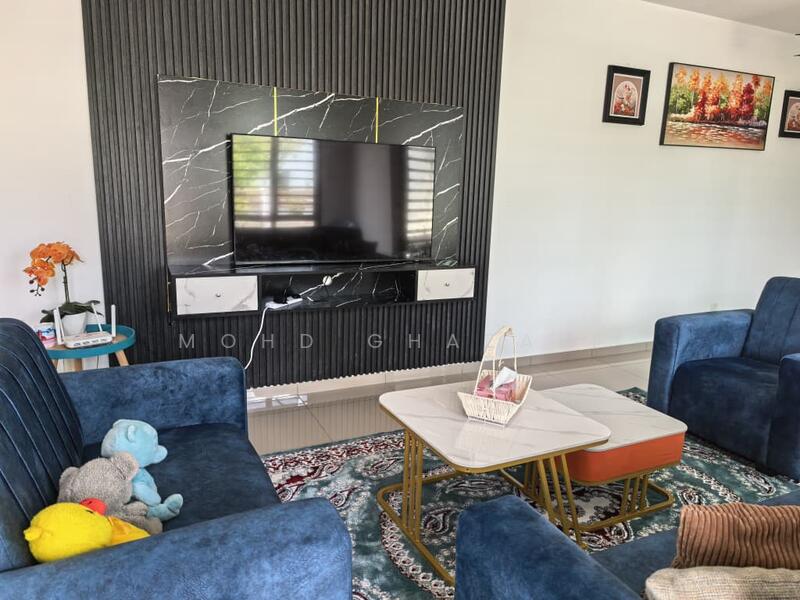 Taman Saujana KLIA untuk Untuk Disewa - RM 2,600 /bulan, Feb 2026 - Living Room - PropertyGuru.com.my