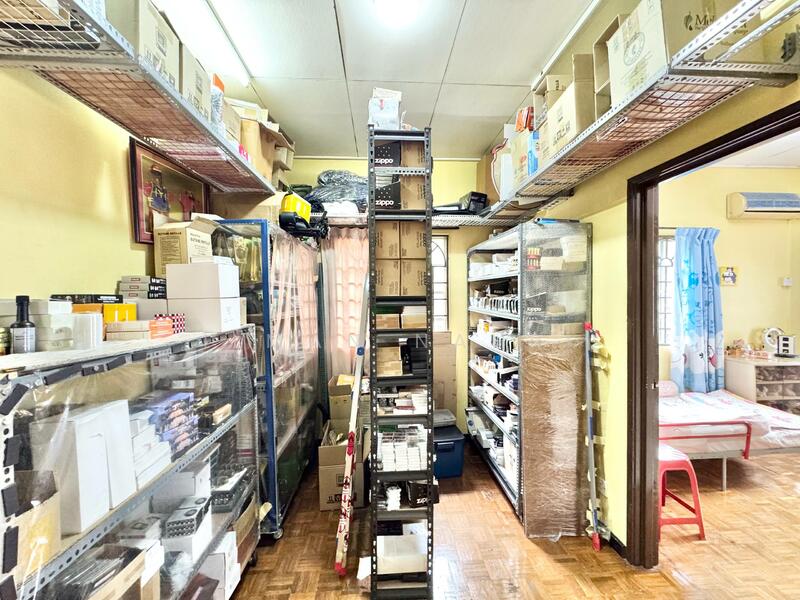 2-storey Terraced House for Sale in Taman Putra Prima (Puchong) - Ilman Nahri - Bedroom - PropertyGuru.com.my