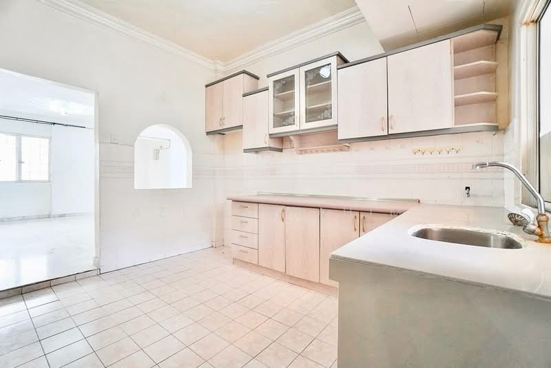 Condominium for Sale at Lojing Heights 1 - Azli Ibrahim - Kitchen - PropertyGuru.com.my