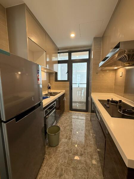 R&F Princess Cove Phase 2-Seine Region untuk Untuk Disewa - RM 3,900 /bulan, Feb 2026 - Kitchen - PropertyGuru.com.my