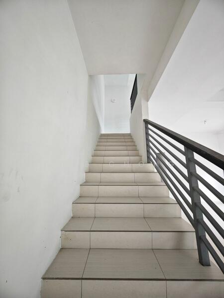 Meru Freehold Double Storey Semi D For Sale untuk Untuk Dijual - RM 650,000, Feb 2026 - Corridor - PropertyGuru.com.my