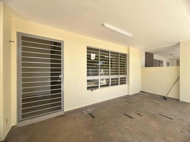 2-storey Terraced House for Sale in Setia Indah (Setia Alam) - GABRIEL GOH - Entrance - PropertyGuru.com.my