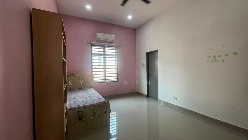 Bungalow for Sale in Kajang (Selangor) - Kyra Afnee - Bedroom - PropertyGuru.com.my