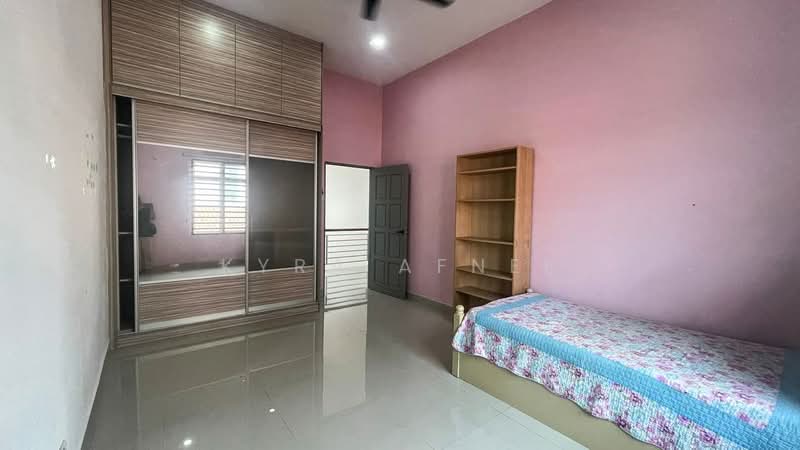 Bungalow for Sale in Kajang (Selangor) - Kyra Afnee - Bedroom - PropertyGuru.com.my