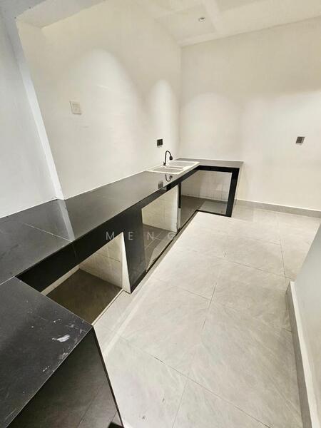 2-storey Terraced House for Sale in Johor Bahru (Johor) - Meng . - Kitchen - PropertyGuru.com.my