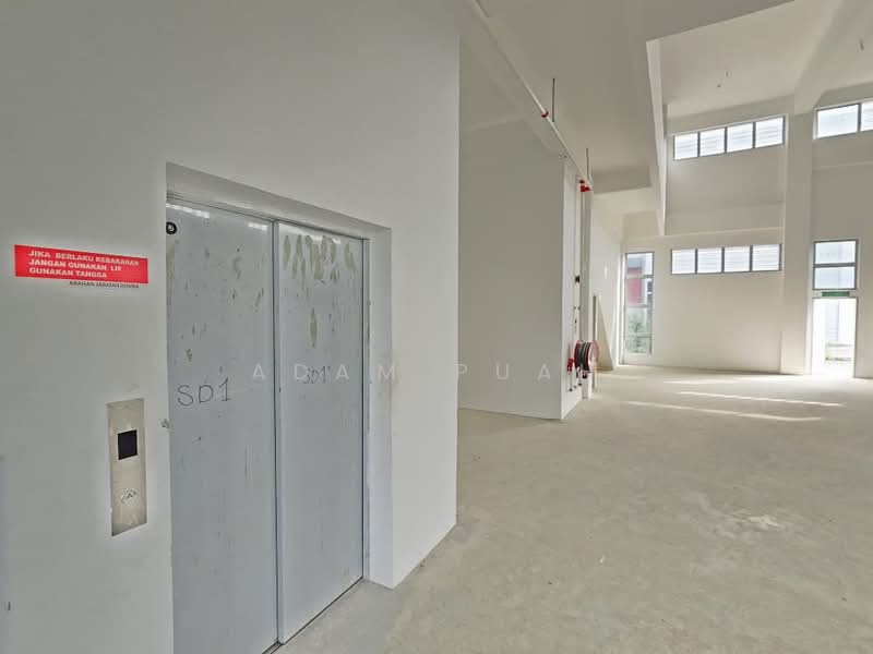 Semi-D Factory for Rent in Perdana Industrial Park (Puchong) - Adam Puah - Corridor - PropertyGuru.com.my