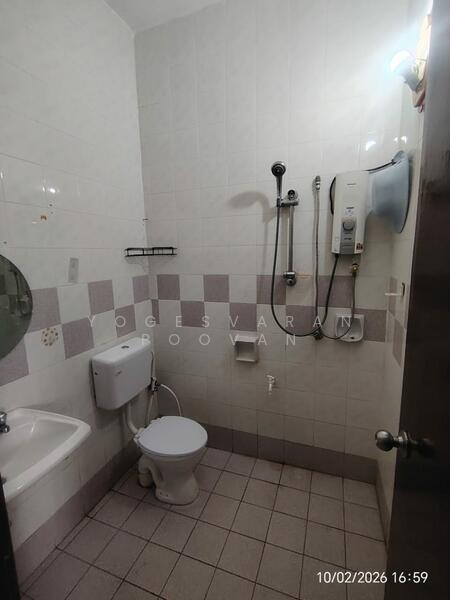 Kota Kemuning untuk Untuk Disewa - RM 2,000 /bulan, Feb 2026 - Bathroom - PropertyGuru.com.my