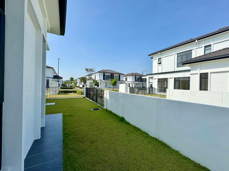 Semi-Detached House for Sale in Kuala Selangor (Selangor) - Norhafiz Bin Mohd Nor - Exterior - PropertyGuru.com.my