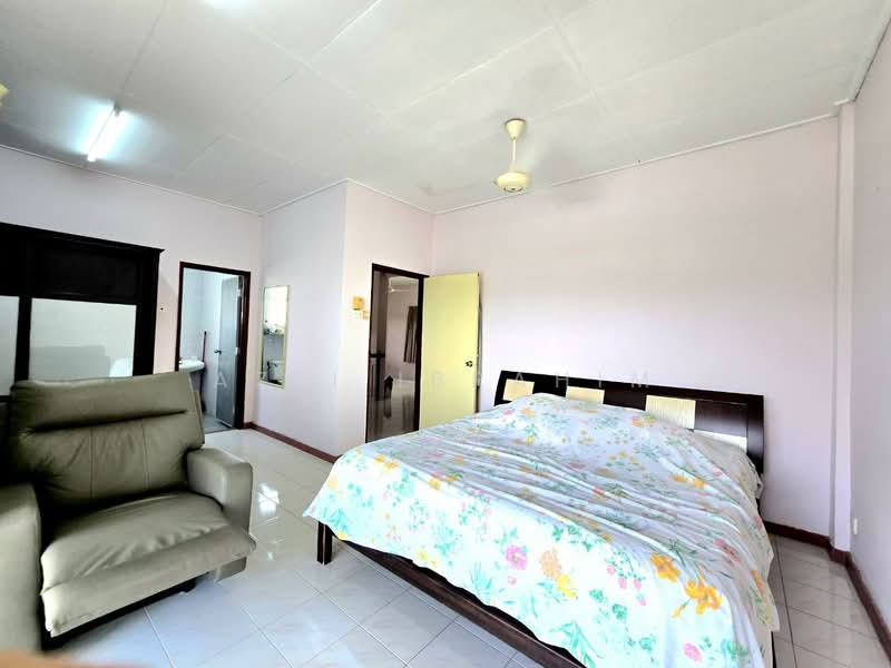 Apartment for Sale at Pangsapuri Permata - Azli Ibrahim - Bedroom - PropertyGuru.com.my