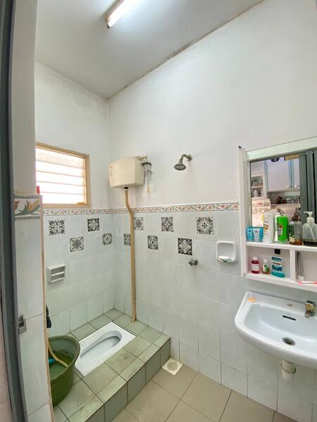 2-storey Terraced House for Sale in Taman Ramal Ros (Bangi) - Abdul Qadir - PropertyGuru.com.my