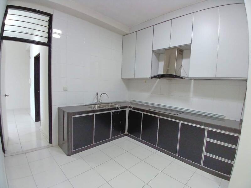 Service Residence for Sale at Sky Gardens Residences - Meng . - Kitchen - PropertyGuru.com.my