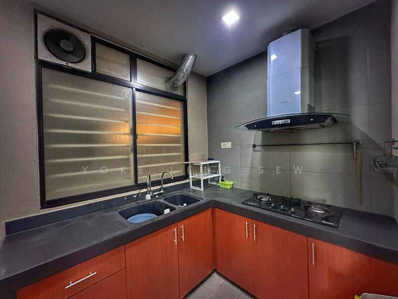 Condominium for Rent at Atmosfera Kondominium - Yoke Leng Sew - Kitchen - PropertyGuru.com.my